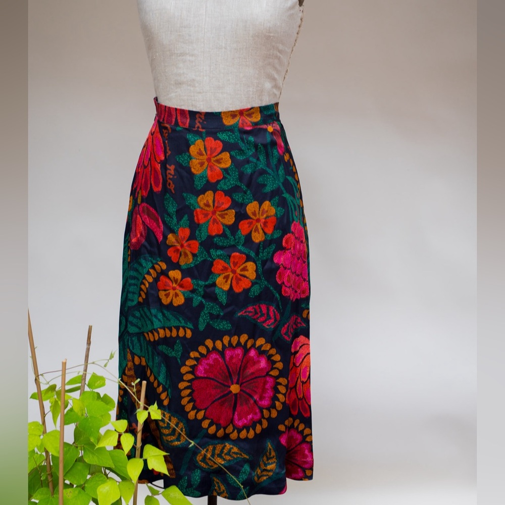 NWT Farm Rio Skirt